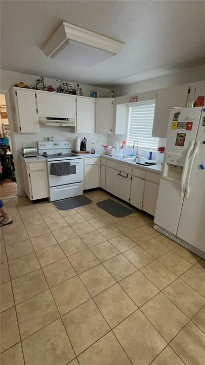 En Venta: $325,000 (2 camas, 2 baños, 1134 Pies cuadrados)