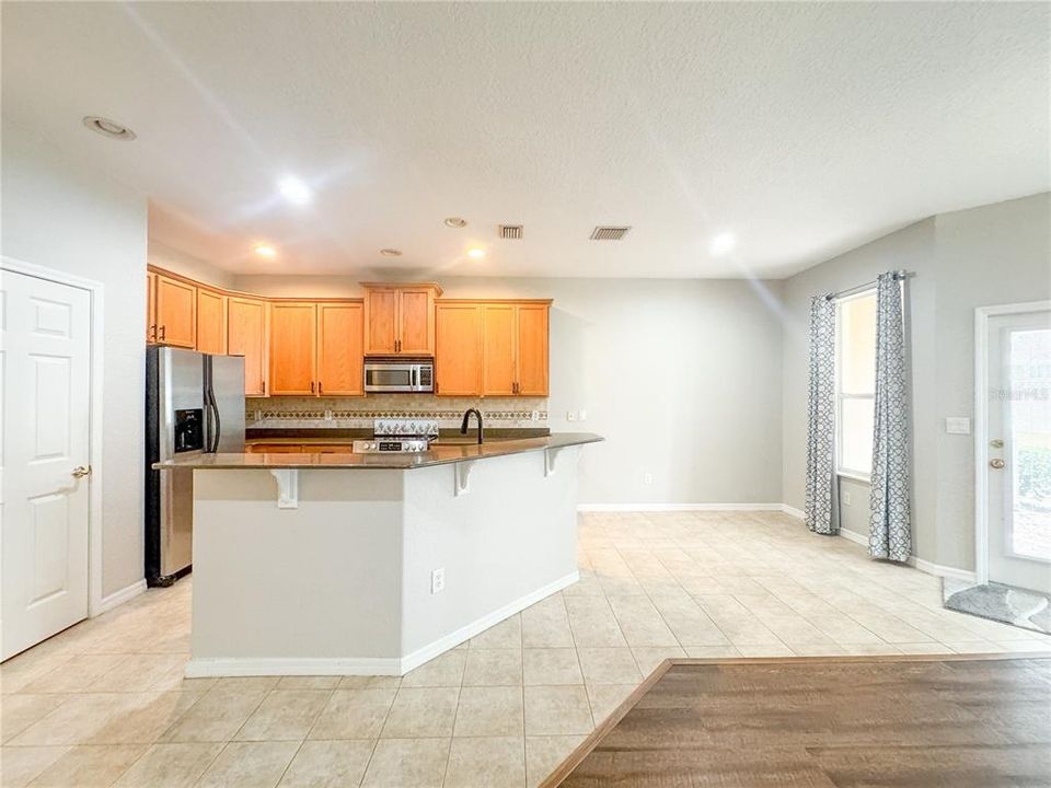 For Sale: $257,000 (3 beds, 2 baths, 1706 Square Feet)