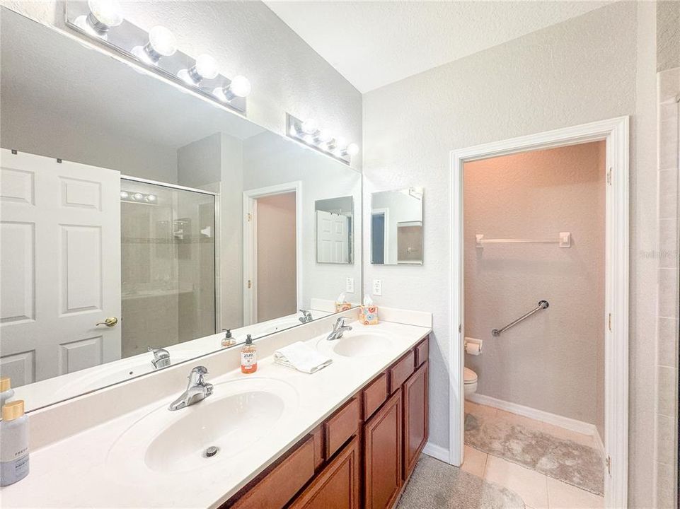 For Sale: $257,000 (3 beds, 2 baths, 1706 Square Feet)