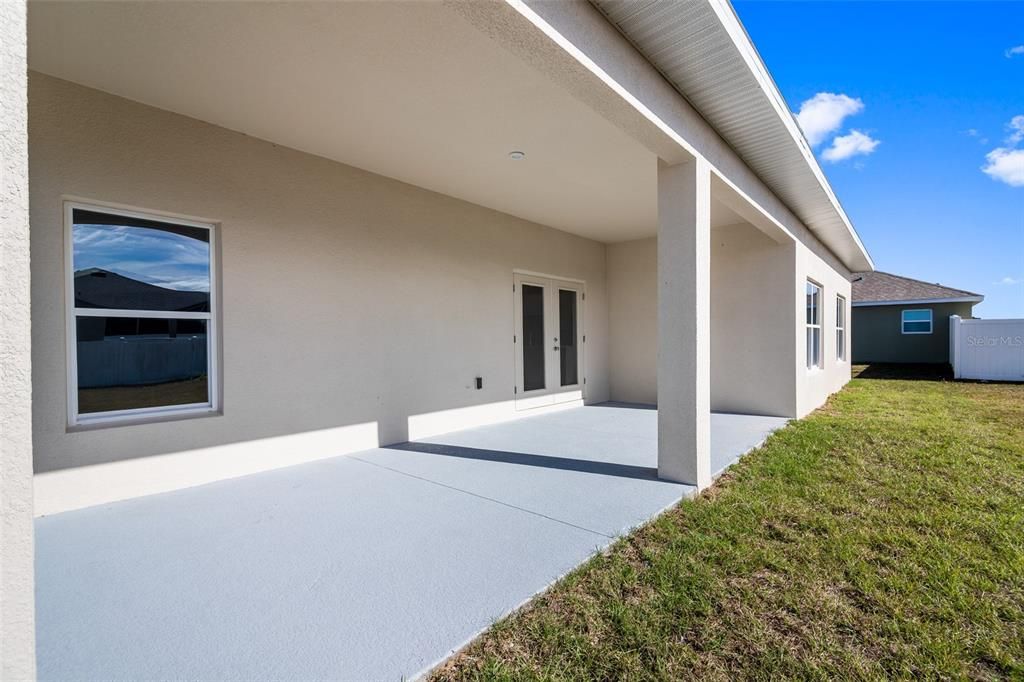 На продажу: $304,900 (3 спален, 2 ванн, 1670 Квадратных фут)