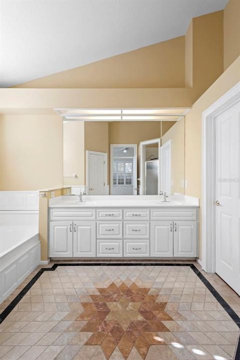 待售: $569,900 (3 贝兹, 2 浴室, 2581 平方英尺)