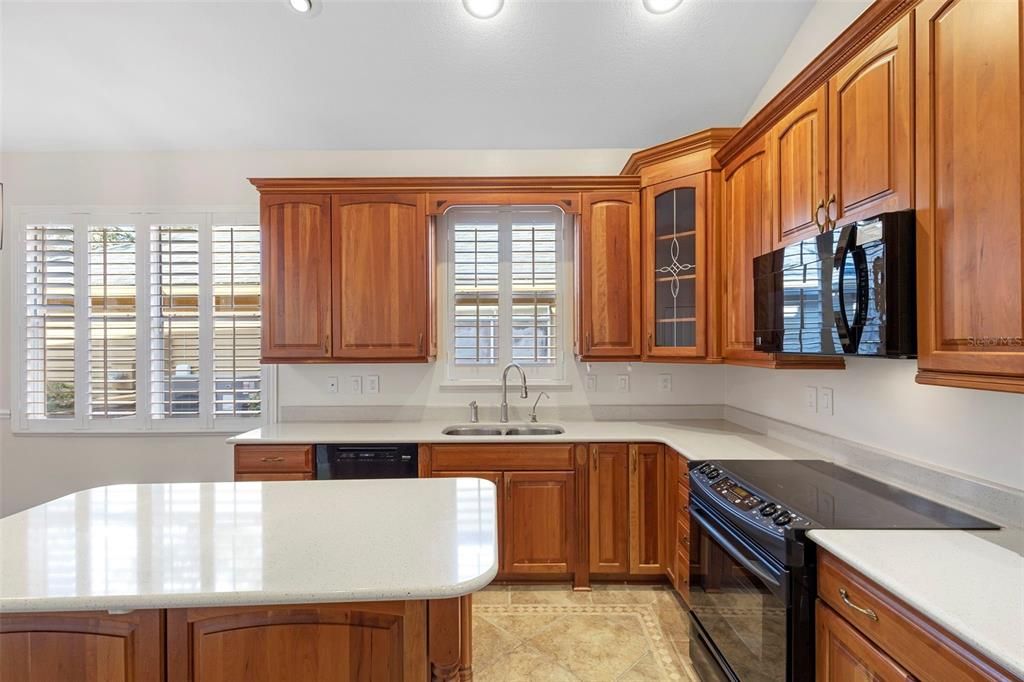 待售: $569,900 (3 贝兹, 2 浴室, 2581 平方英尺)