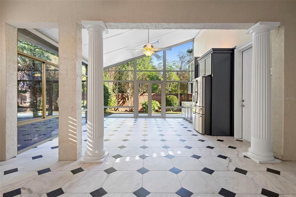 待售: $569,900 (3 贝兹, 2 浴室, 2581 平方英尺)