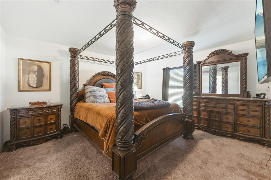 For Rent: $2,200 (3 beds, 2 baths, 1500 Square Feet)