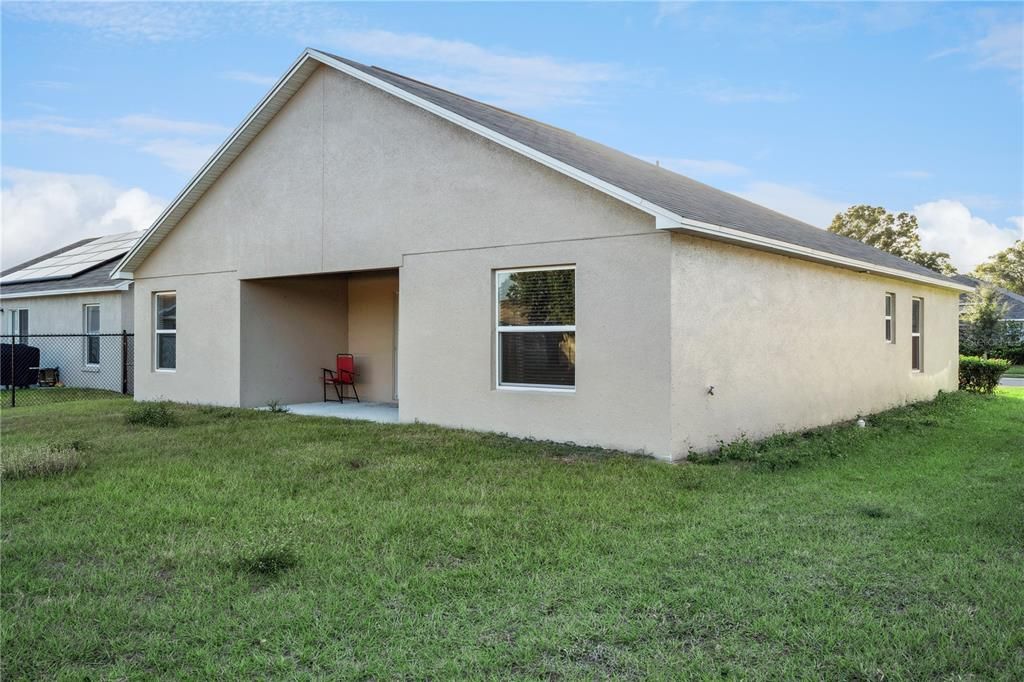 For Rent: $2,200 (3 beds, 2 baths, 1500 Square Feet)