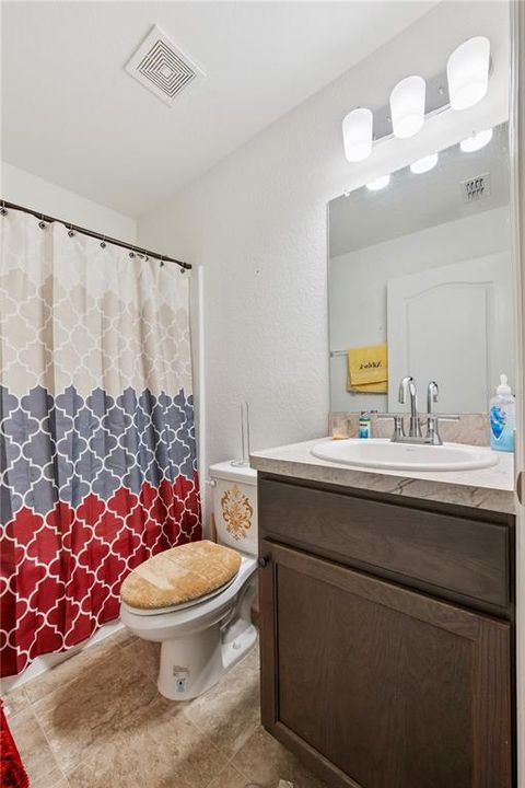 For Rent: $2,200 (3 beds, 2 baths, 1500 Square Feet)