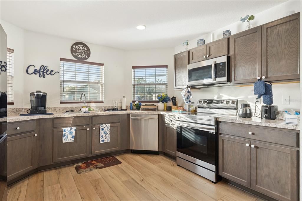 For Rent: $2,200 (3 beds, 2 baths, 1500 Square Feet)