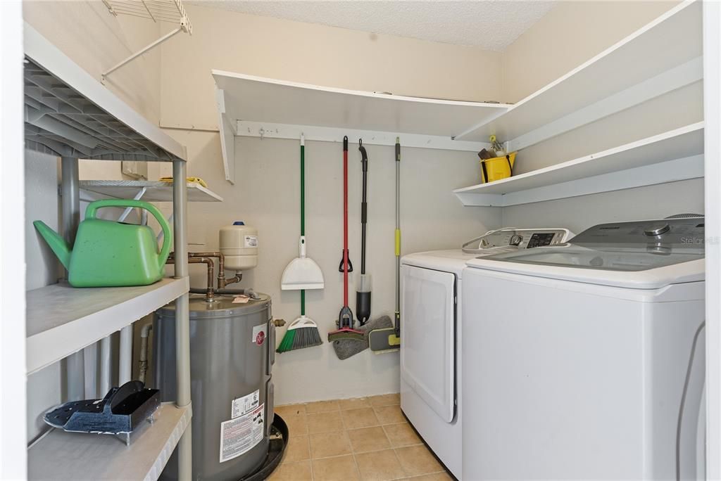 En Renta: $1,650 (2 camas, 2 baños, 800 Pies cuadrados)