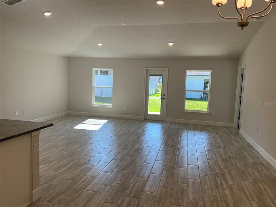 For Sale: $309,600 (3 beds, 2 baths, 1720 Square Feet)