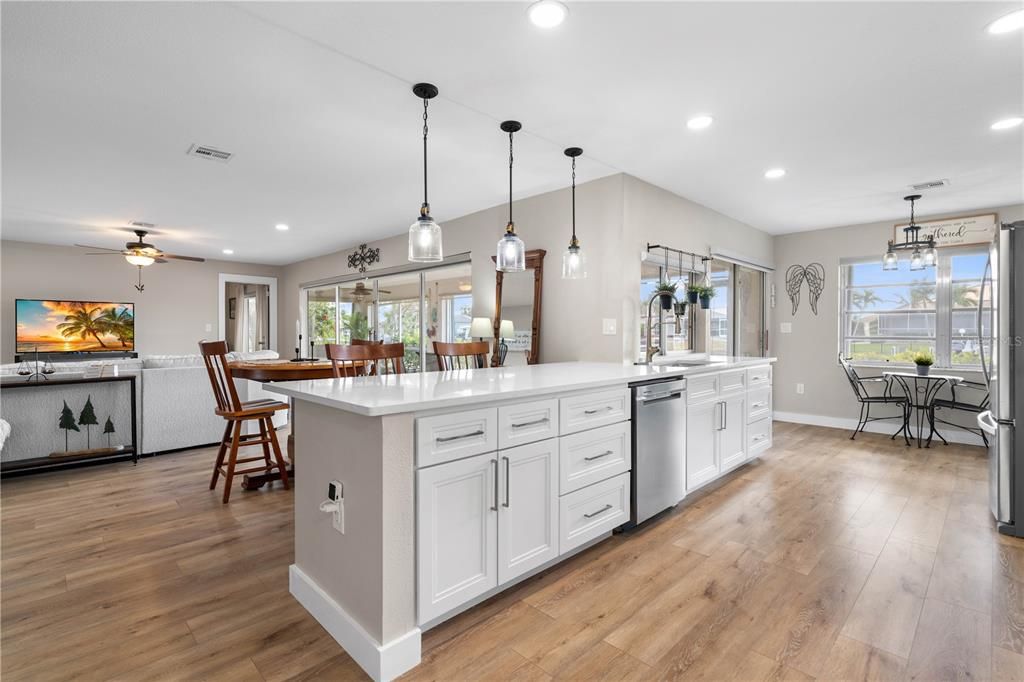 待售: $625,000 (3 贝兹, 2 浴室, 1617 平方英尺)