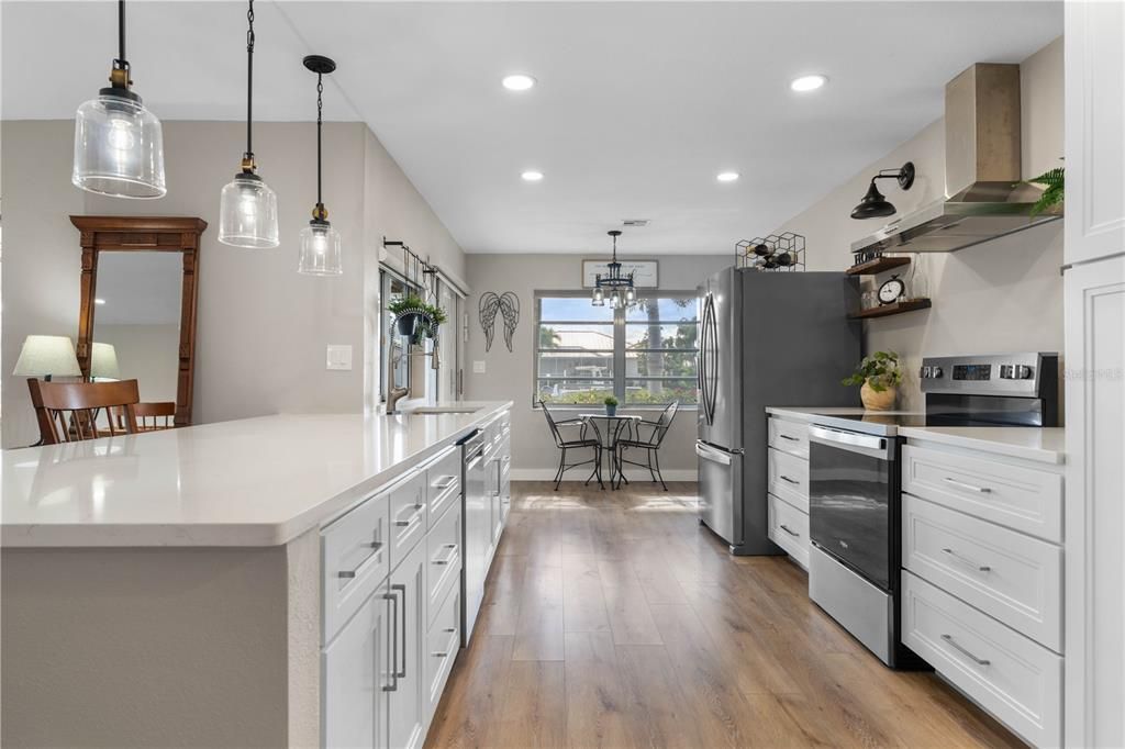 待售: $625,000 (3 贝兹, 2 浴室, 1617 平方英尺)