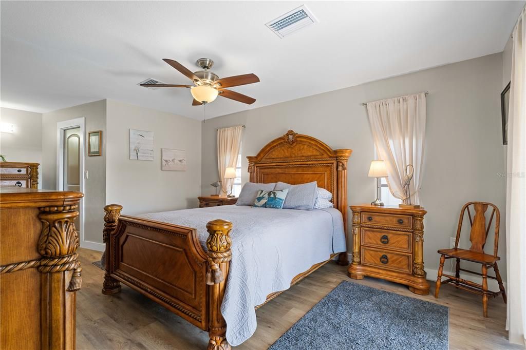 待售: $625,000 (3 贝兹, 2 浴室, 1617 平方英尺)