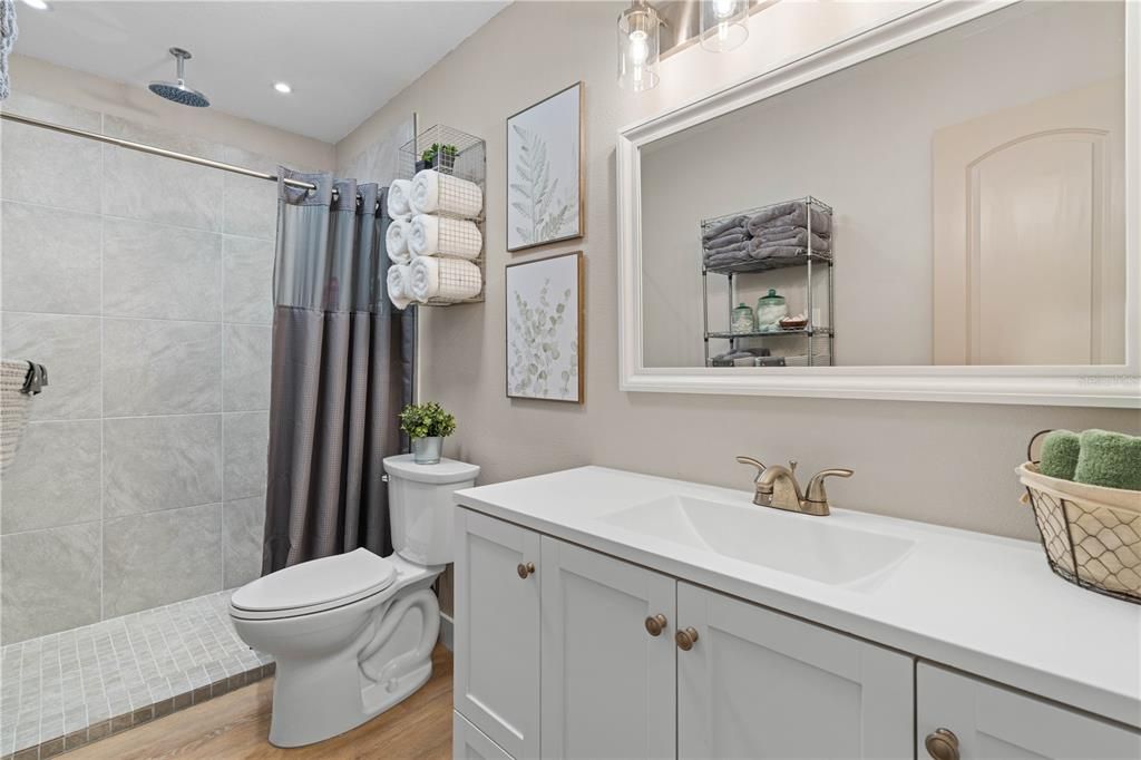 待售: $625,000 (3 贝兹, 2 浴室, 1617 平方英尺)