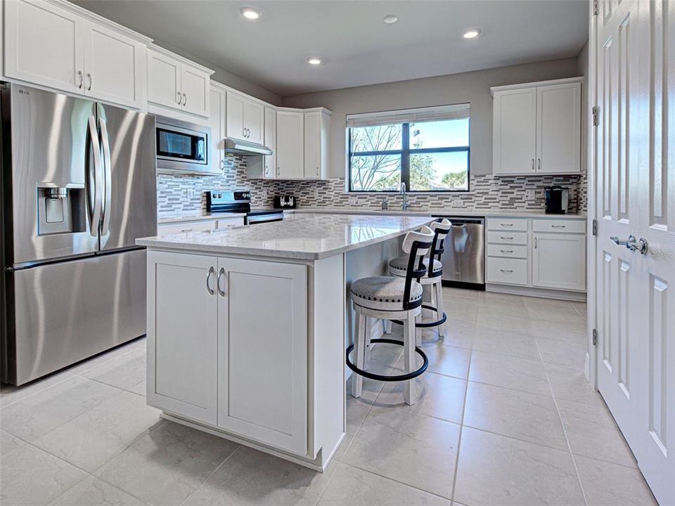 待售: $425,000 (2 贝兹, 2 浴室, 1436 平方英尺)