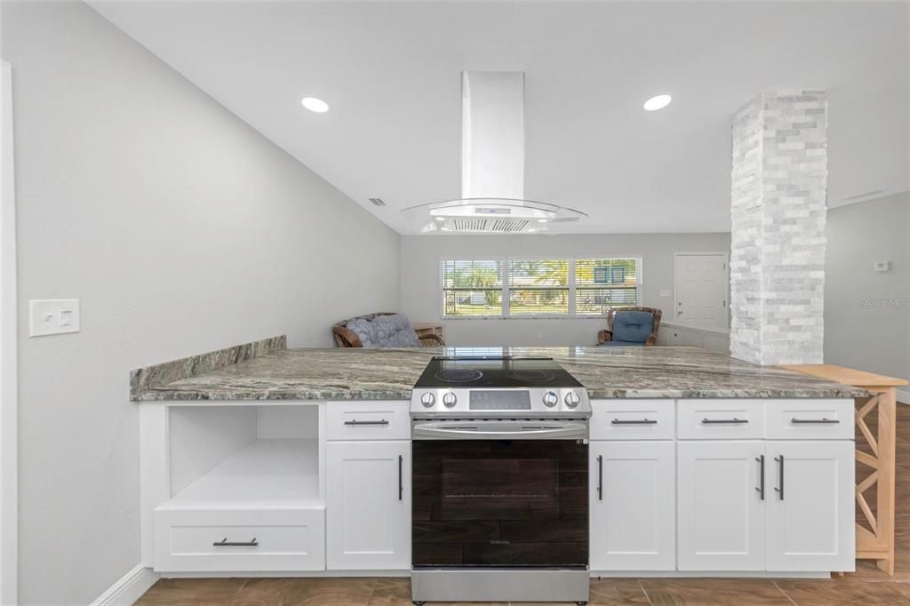 На продажу: $479,900 (3 спален, 3 ванн, 1546 Квадратных фут)