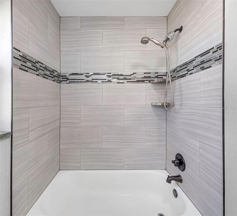 На продажу: $479,900 (3 спален, 3 ванн, 1546 Квадратных фут)