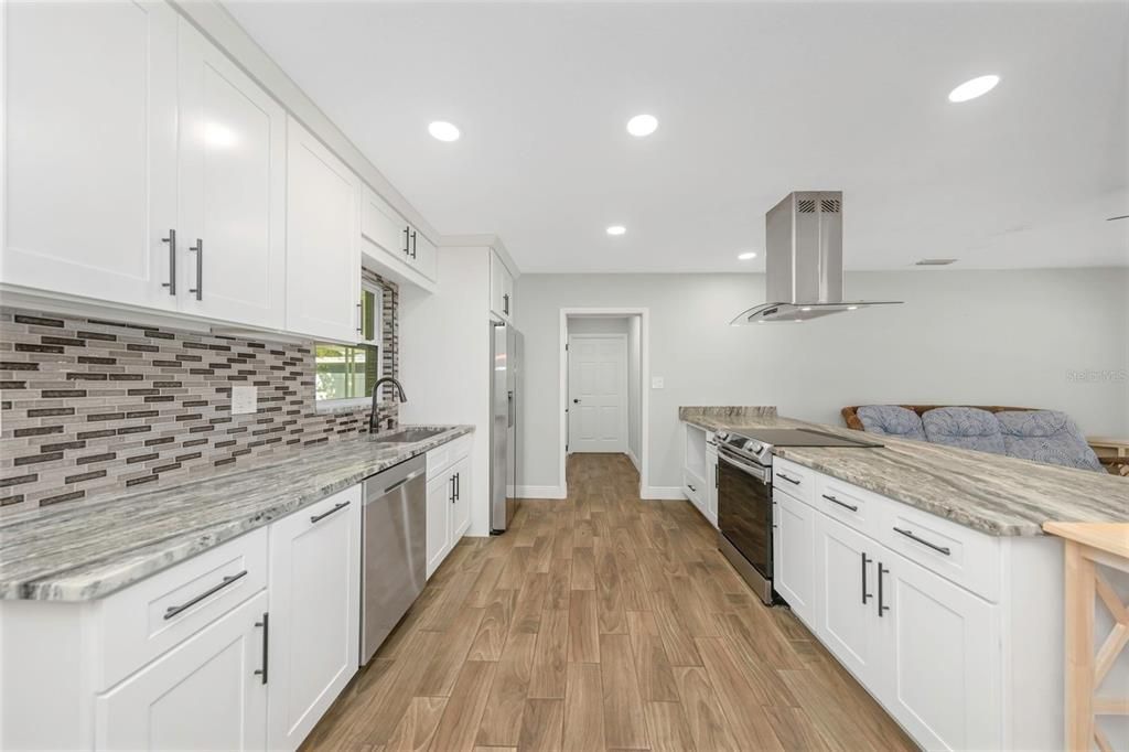 На продажу: $479,900 (3 спален, 3 ванн, 1546 Квадратных фут)