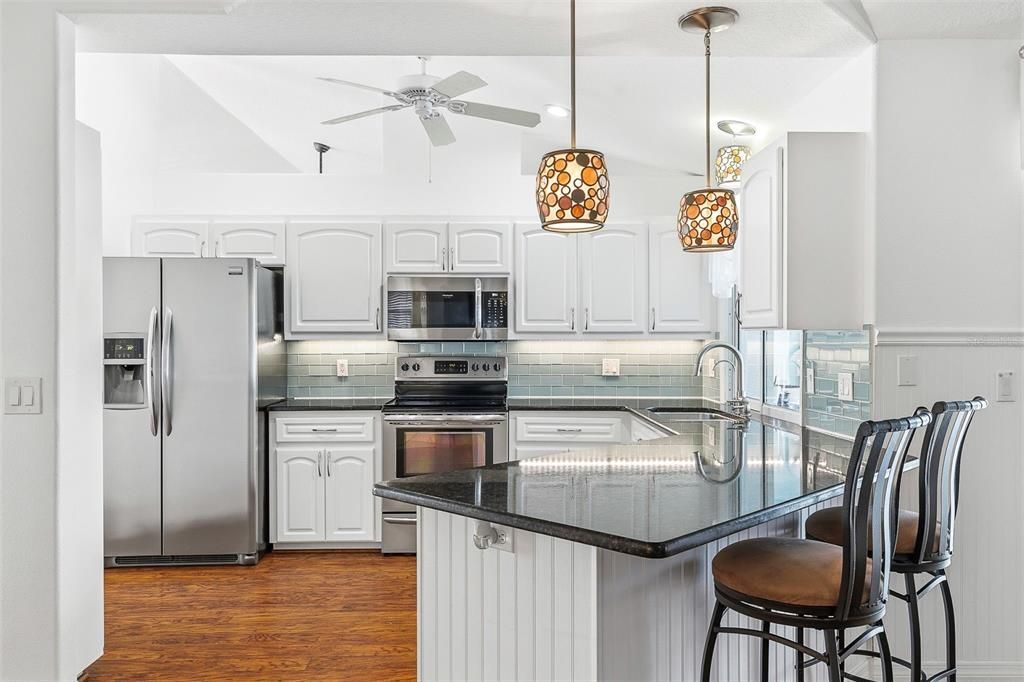 En Venta: $479,999 (3 camas, 2 baños, 2146 Pies cuadrados)