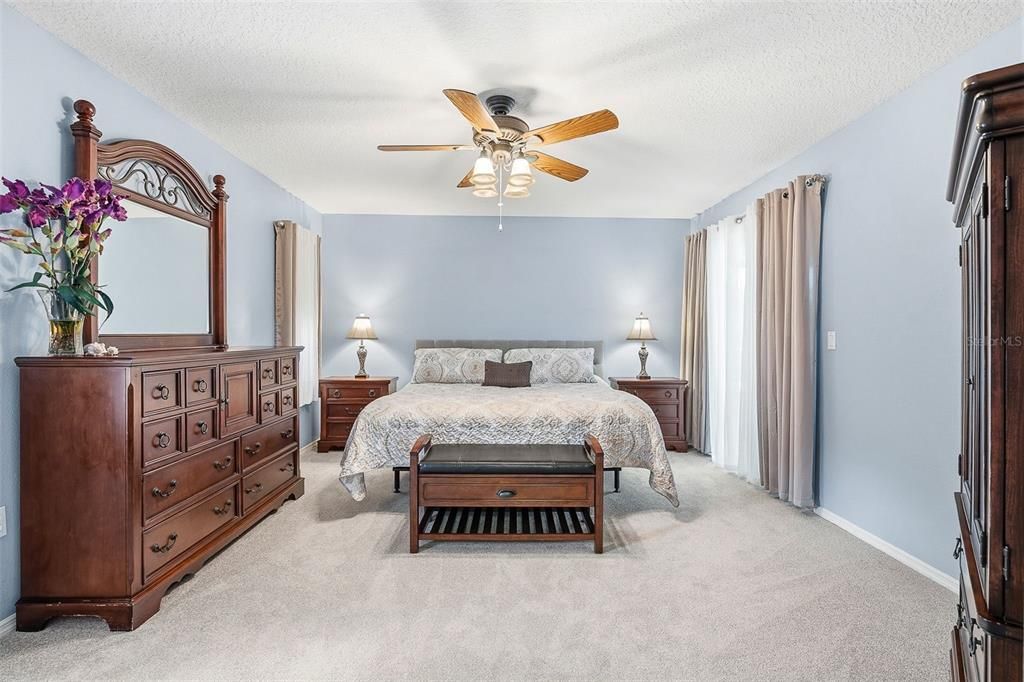 En Venta: $479,999 (3 camas, 2 baños, 2146 Pies cuadrados)