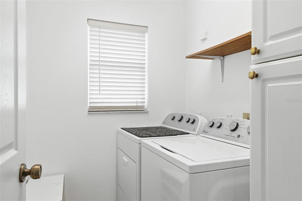 En Venta: $479,999 (3 camas, 2 baños, 2146 Pies cuadrados)