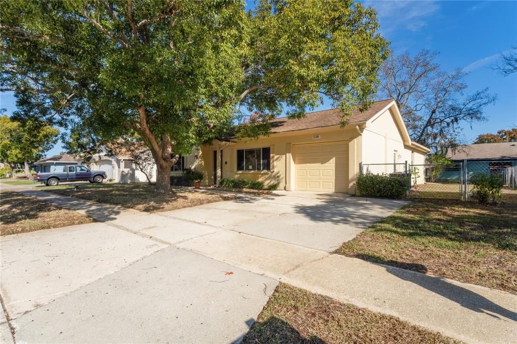 En Venta: $259,900 (3 camas, 2 baños, 1424 Pies cuadrados)