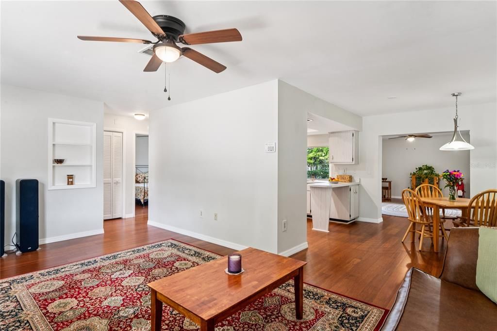 En Venta: $259,900 (3 camas, 2 baños, 1424 Pies cuadrados)