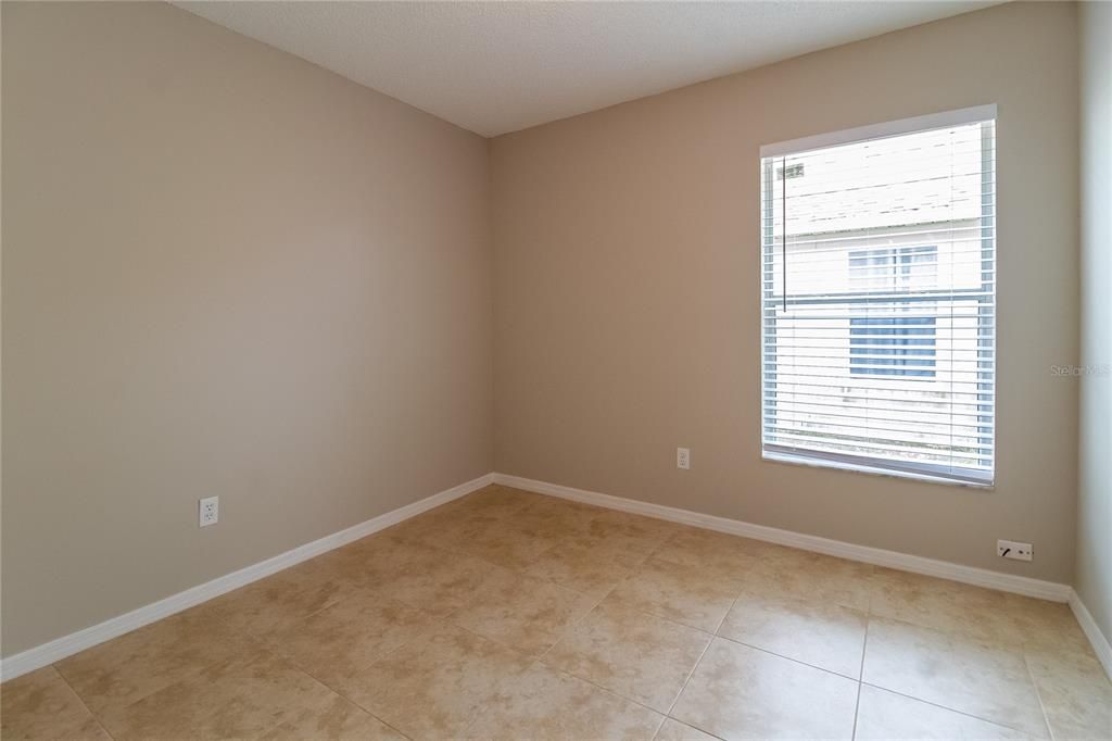 出租: $2,460 (4 贝兹, 2 浴室, 1650 平方英尺)