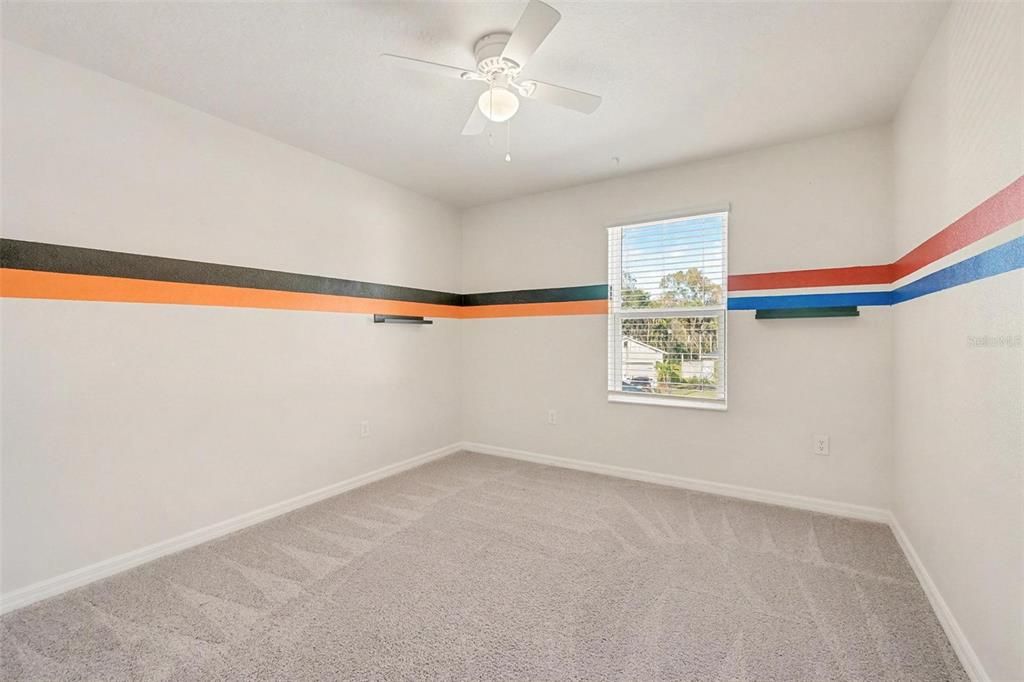 待售: $560,000 (5 贝兹, 3 浴室, 3530 平方英尺)