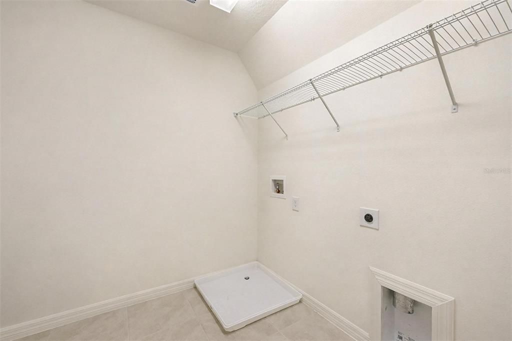 En Venta: $560,000 (5 camas, 3 baños, 3530 Pies cuadrados)