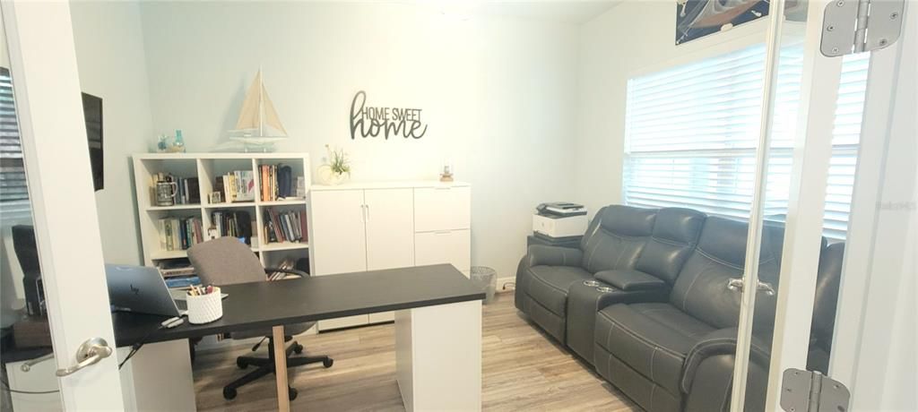 待售: $425,000 (3 贝兹, 2 浴室, 1651 平方英尺)