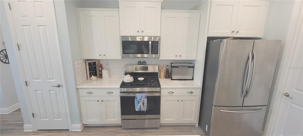 待售: $425,000 (3 贝兹, 2 浴室, 1651 平方英尺)