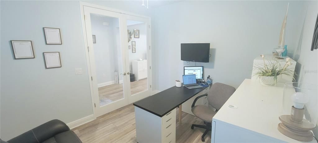 待售: $425,000 (3 贝兹, 2 浴室, 1651 平方英尺)