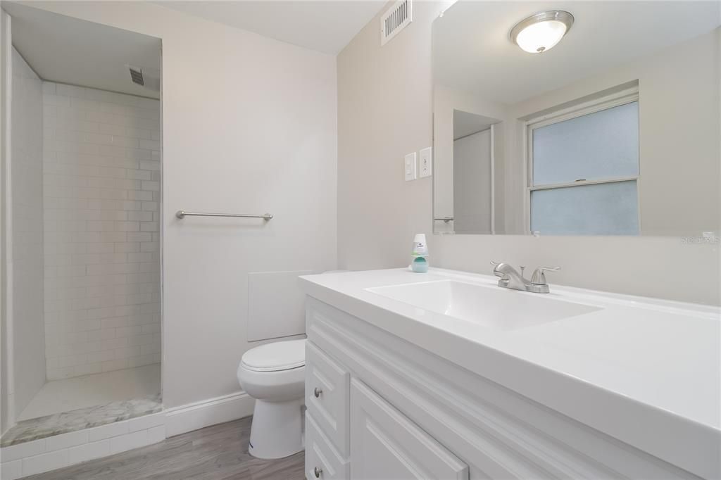 En Renta: $2,195 (3 camas, 2 baños, 1469 Pies cuadrados)