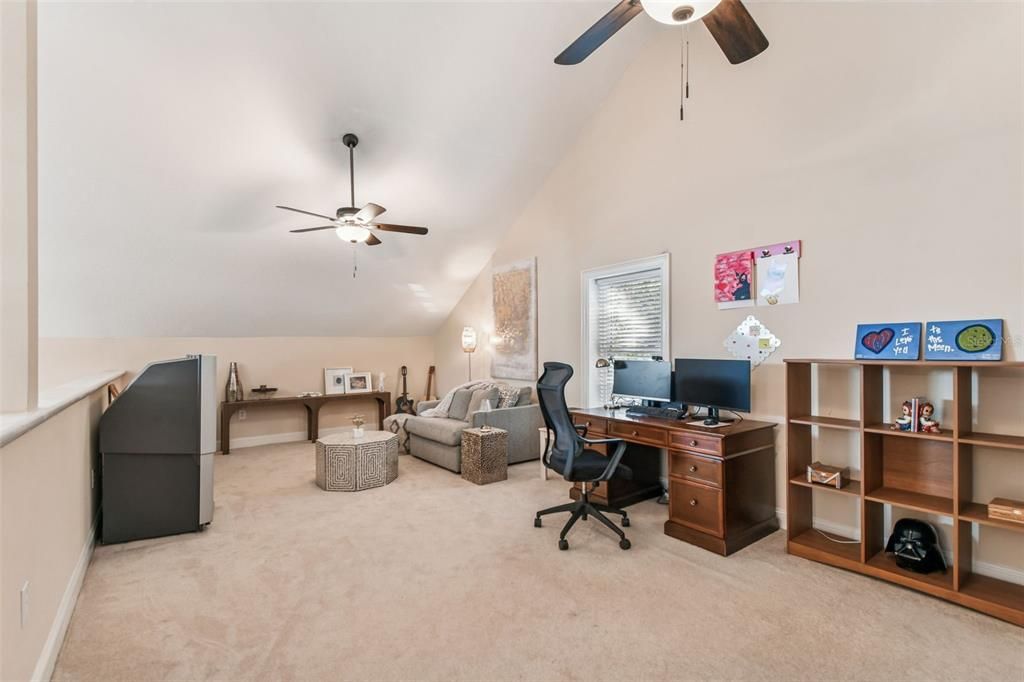 En Venta: $625,000 (4 camas, 3 baños, 2516 Pies cuadrados)