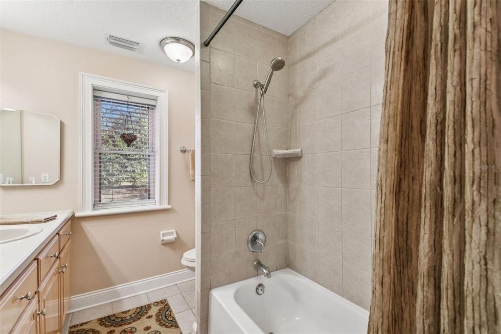 En Venta: $625,000 (4 camas, 3 baños, 2516 Pies cuadrados)