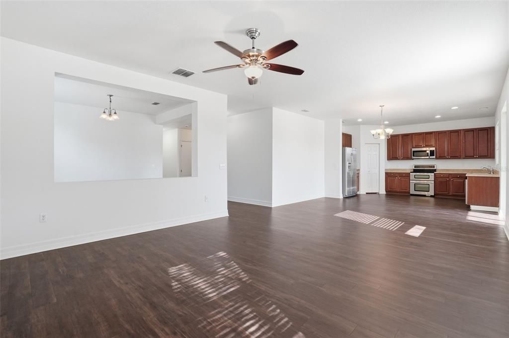 待售: $314,900 (3 贝兹, 2 浴室, 1880 平方英尺)