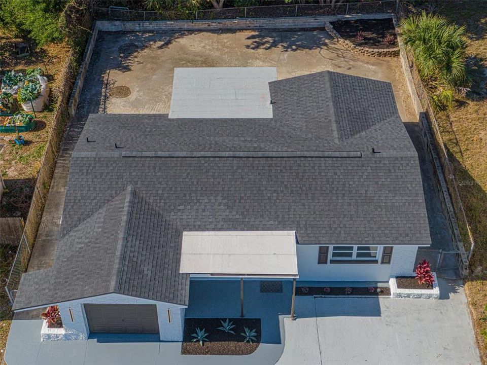 待售: $260,000 (2 贝兹, 2 浴室, 990 平方英尺)