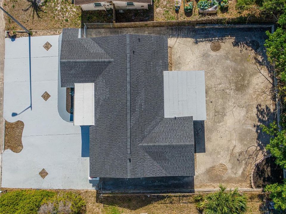 待售: $260,000 (2 贝兹, 2 浴室, 990 平方英尺)