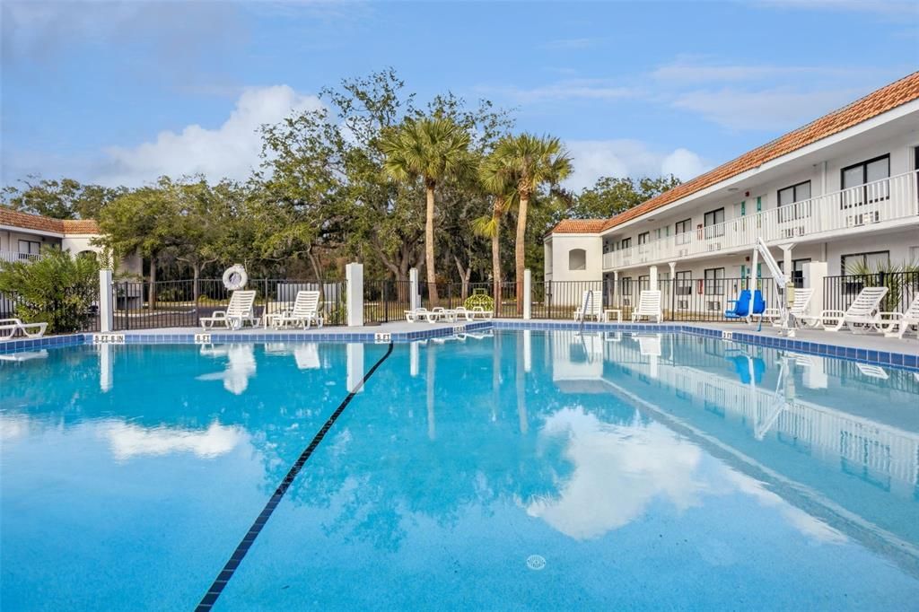 待售: $65,000 (1 贝兹, 1 浴室, 231 平方英尺)