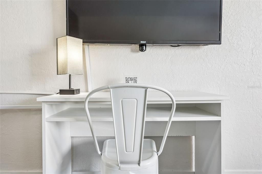 待售: $65,000 (1 贝兹, 1 浴室, 231 平方英尺)