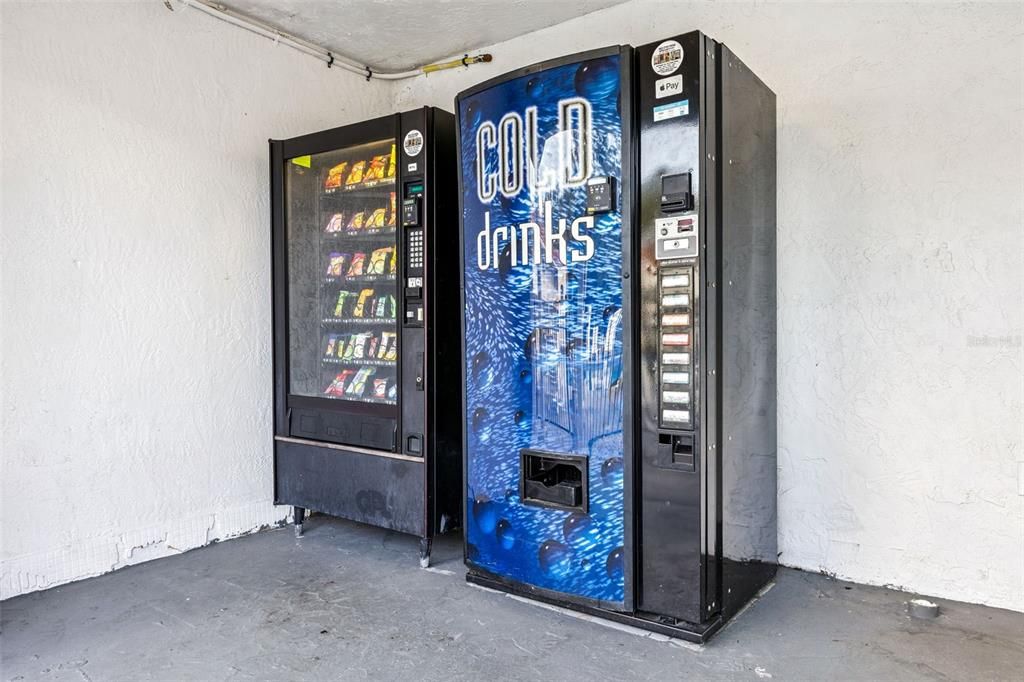 待售: $65,000 (1 贝兹, 1 浴室, 231 平方英尺)