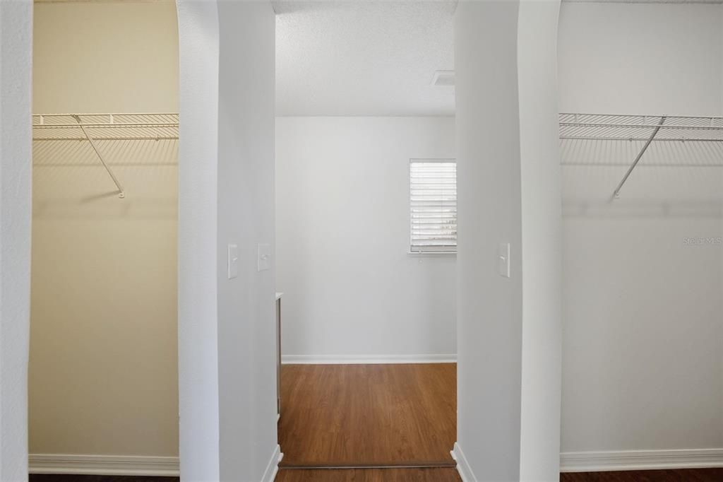 For Sale: $374,900 (4 beds, 2 baths, 2260 Square Feet)