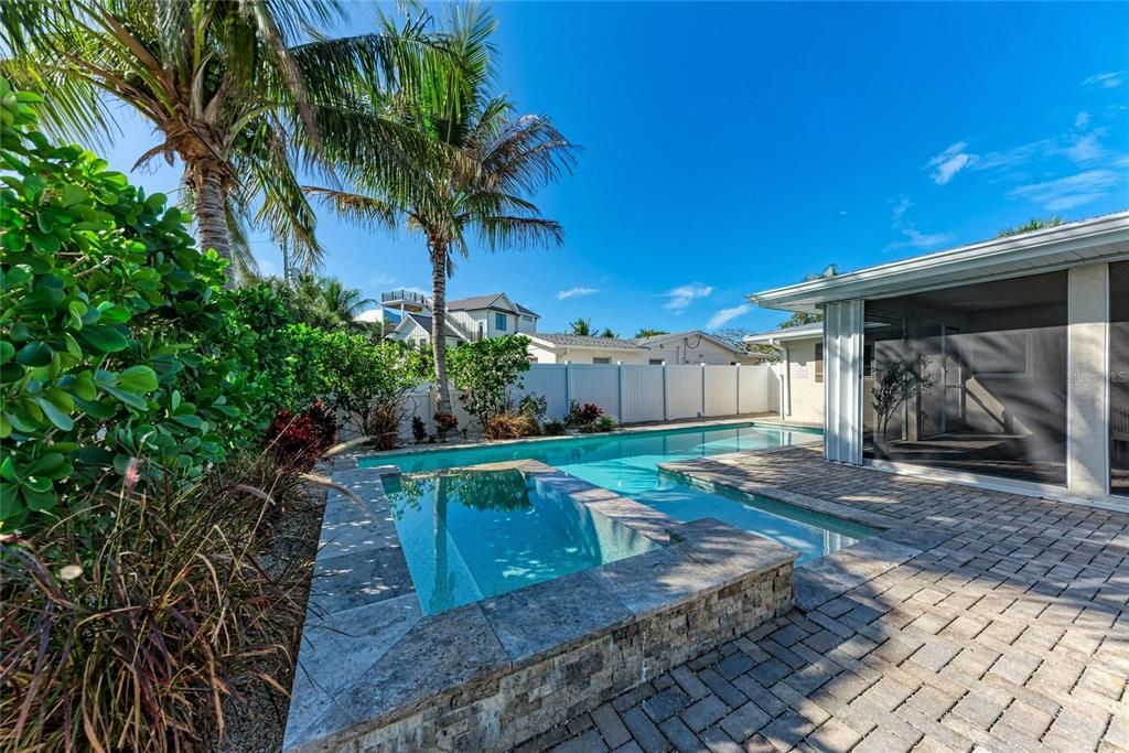 待售: $1,995,000 (3 贝兹, 2 浴室, 1765 平方英尺)