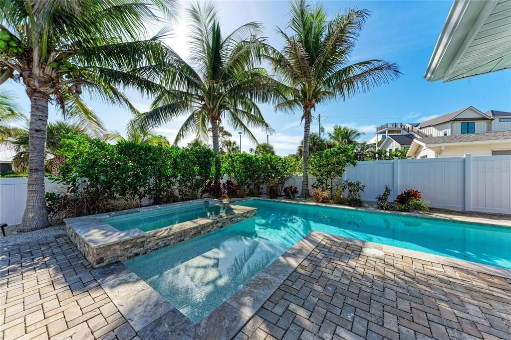 待售: $1,995,000 (3 贝兹, 2 浴室, 1765 平方英尺)