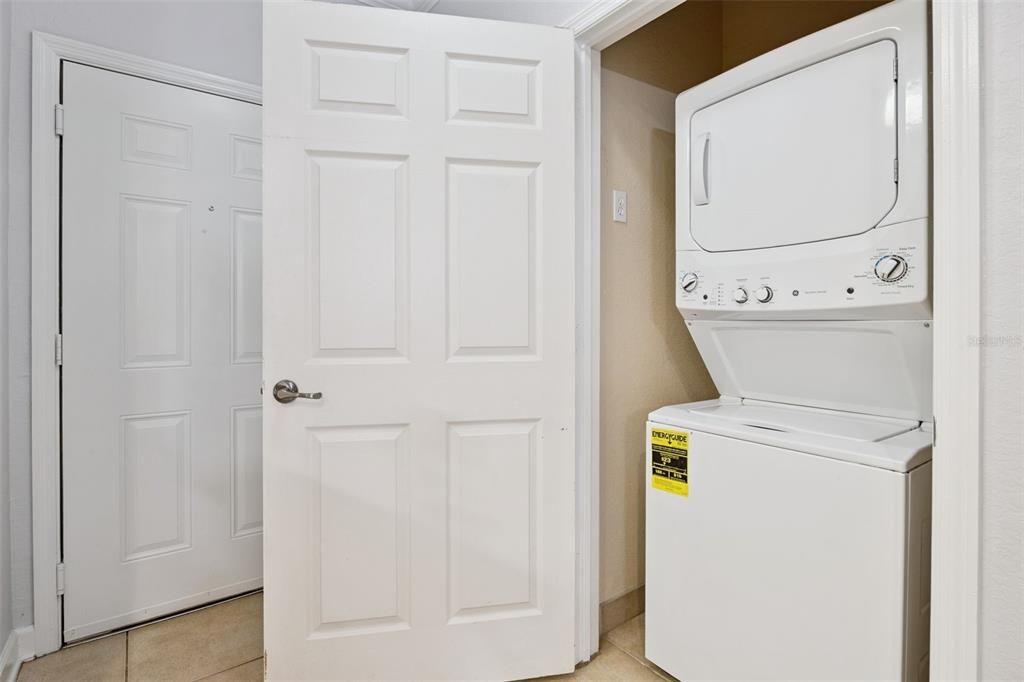 待售: $195,000 (3 贝兹, 2 浴室, 1244 平方英尺)