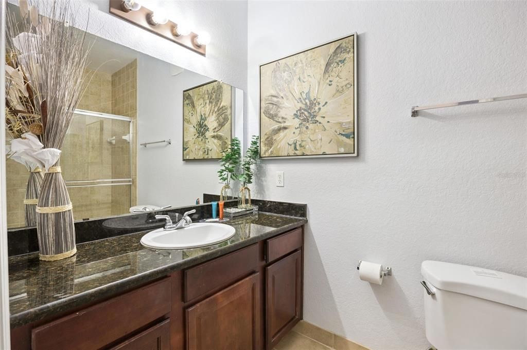 待售: $195,000 (3 贝兹, 2 浴室, 1244 平方英尺)