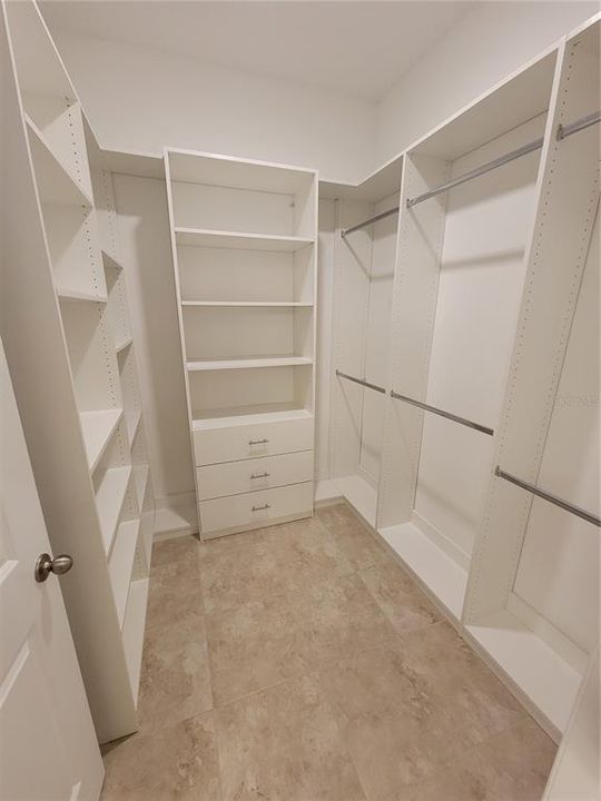 En Renta: $2,250 (3 camas, 2 baños, 1811 Pies cuadrados)