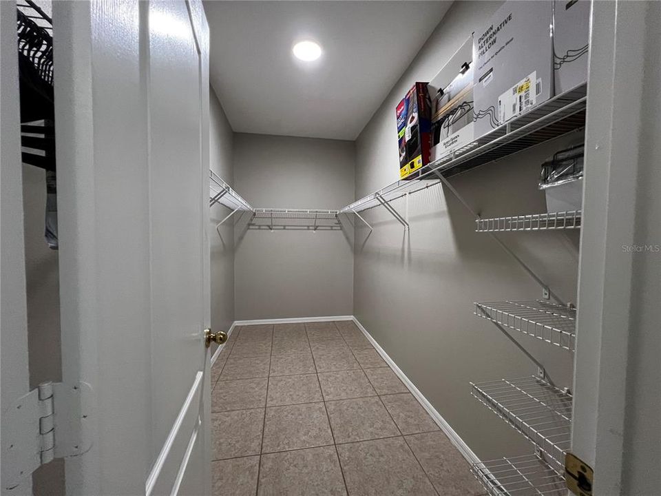 For Rent: $2,550 (3 beds, 2 baths, 1625 Square Feet)