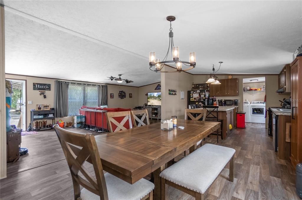 For Sale: $349,000 (5 beds, 3 baths, 2128 Square Feet)