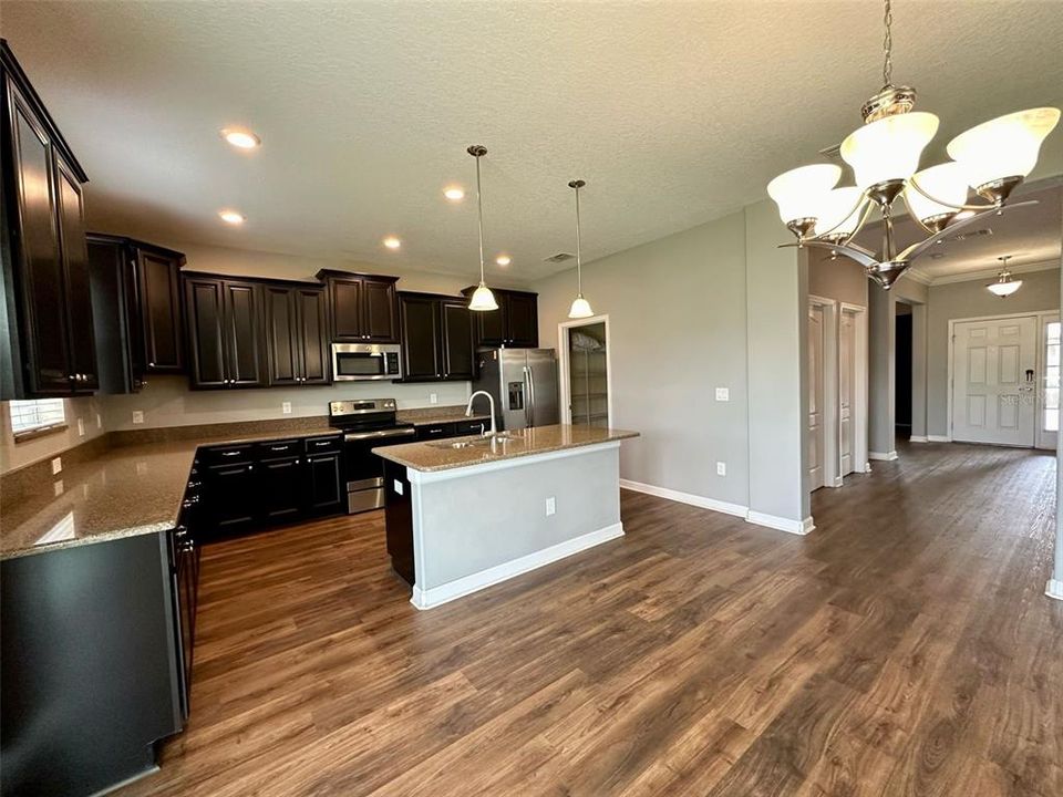 For Rent: $3,500 (4 beds, 2 baths, 2623 Square Feet)